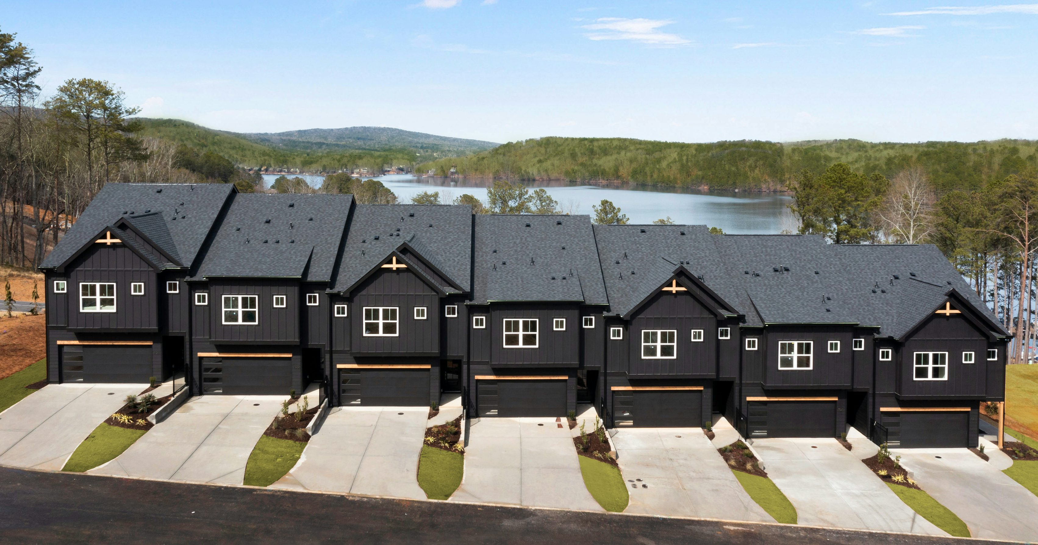 Waterview Townhomes Exterior