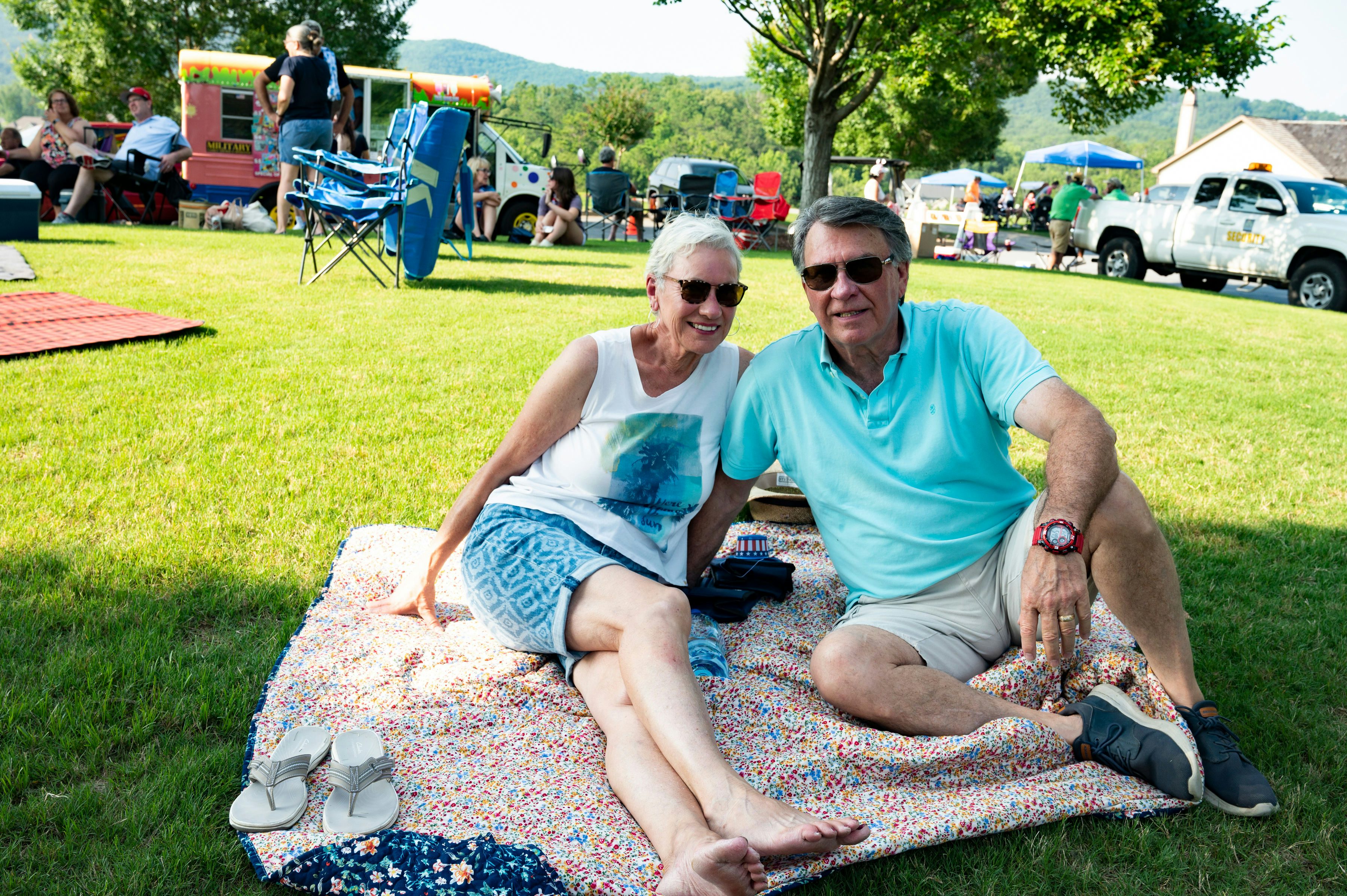 Lake Arrowhead Residents awaiting the Independence Day Concert>