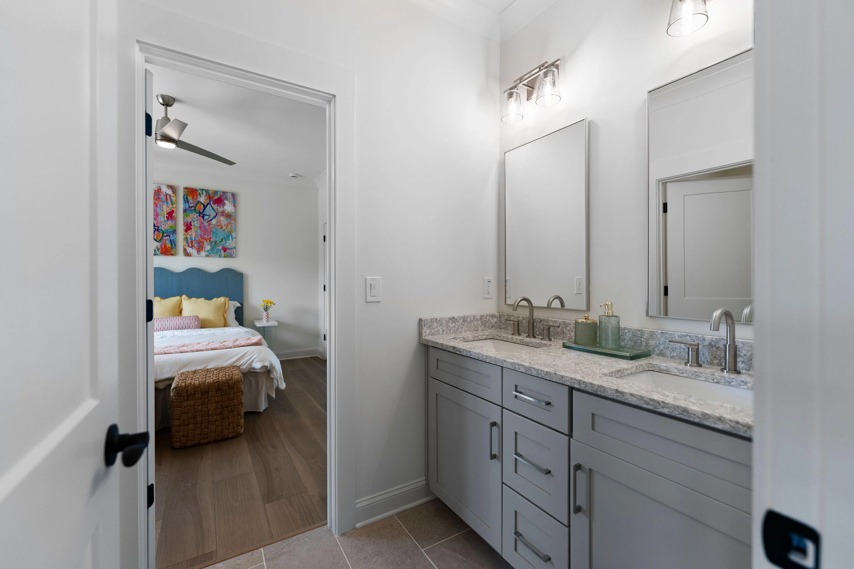 Chestnut B Second Floor Bath