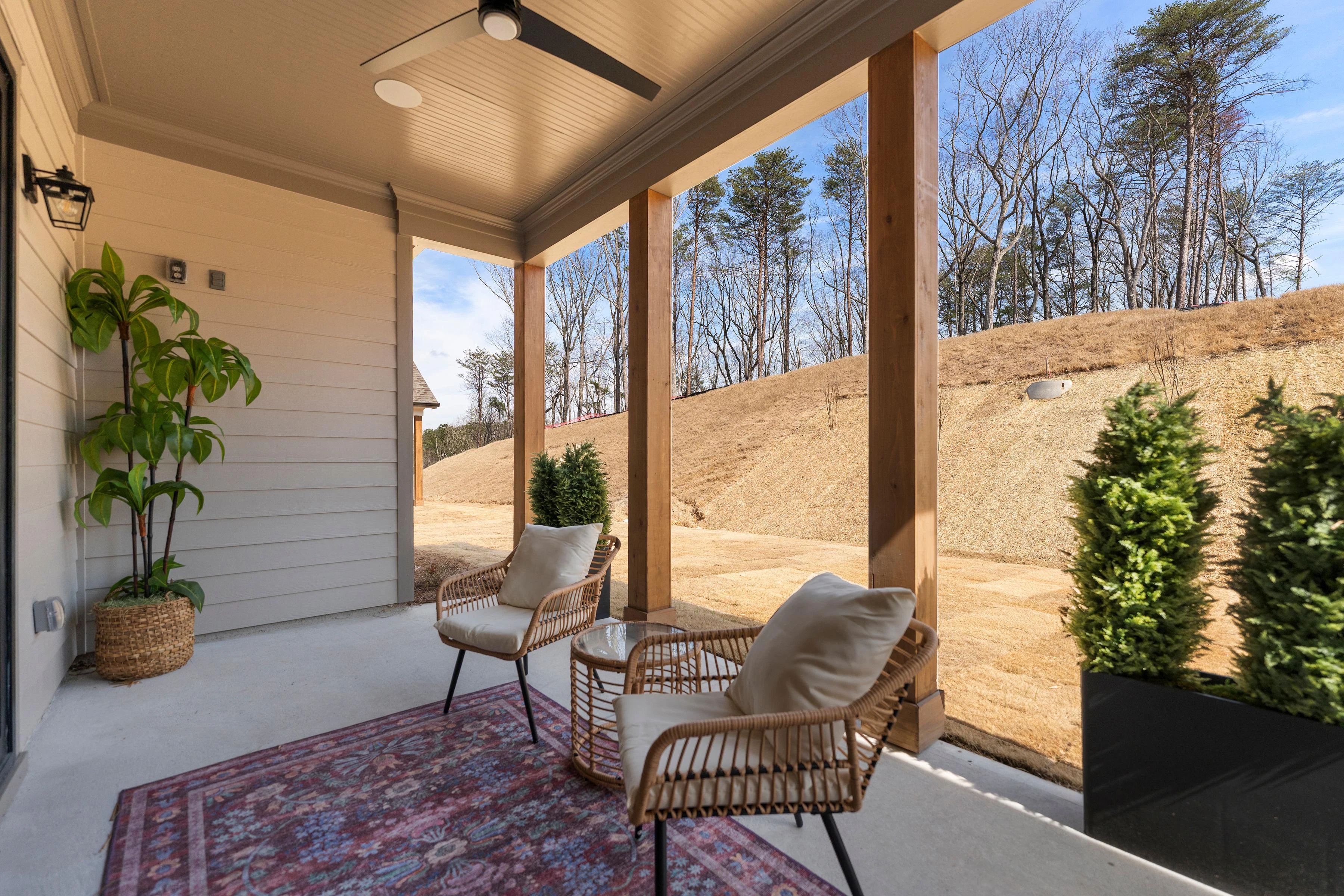 Chestnut B Covered Porch