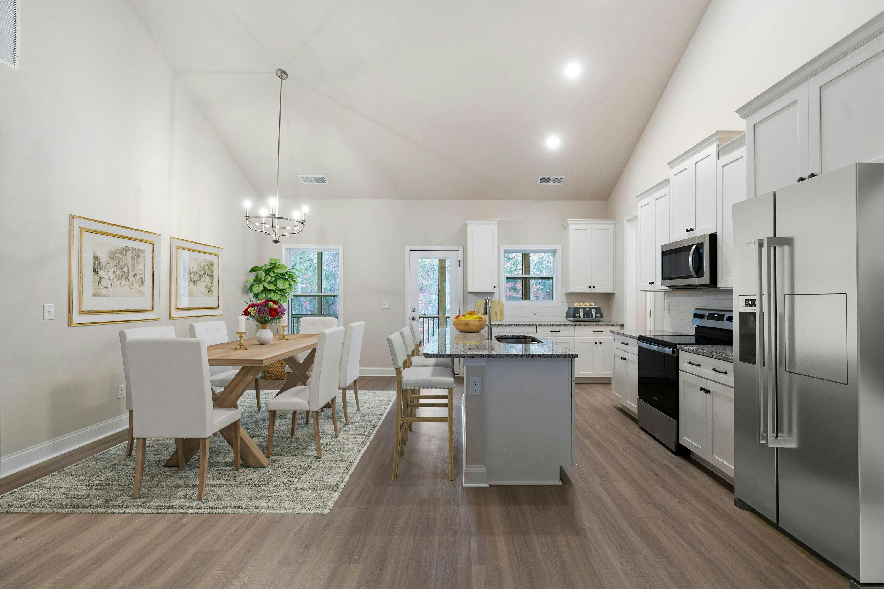 Etowah II Kitchen and Dining