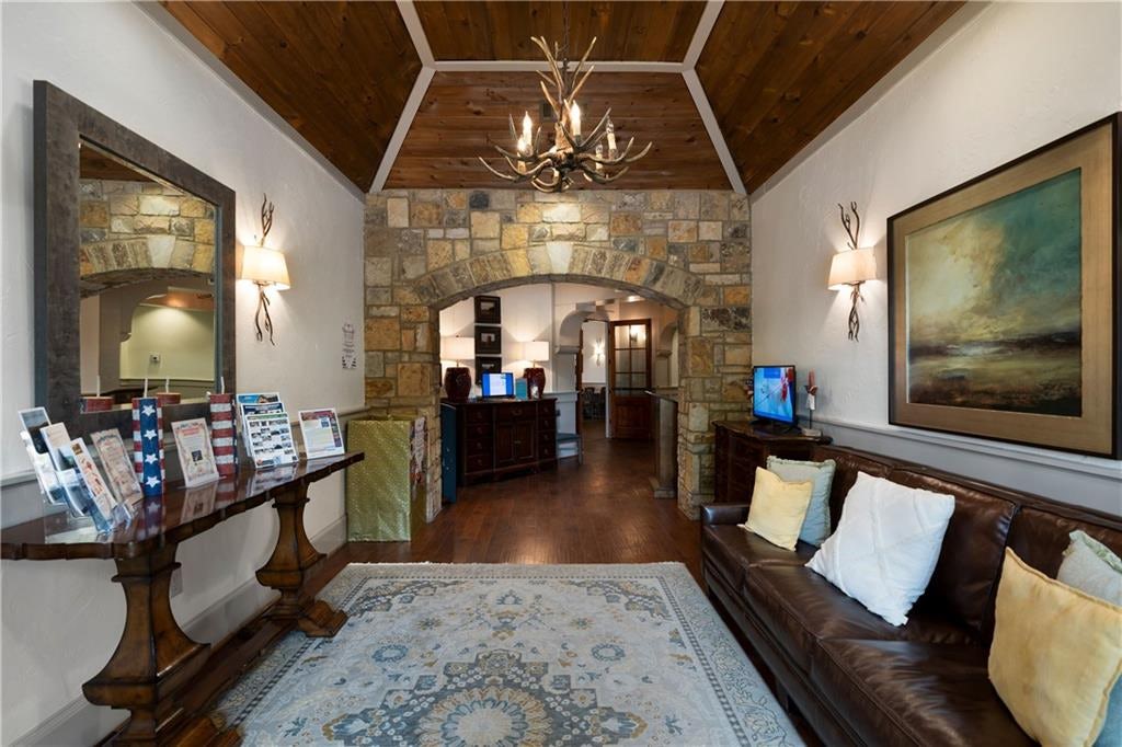 Image of Interior or Exterior of listing