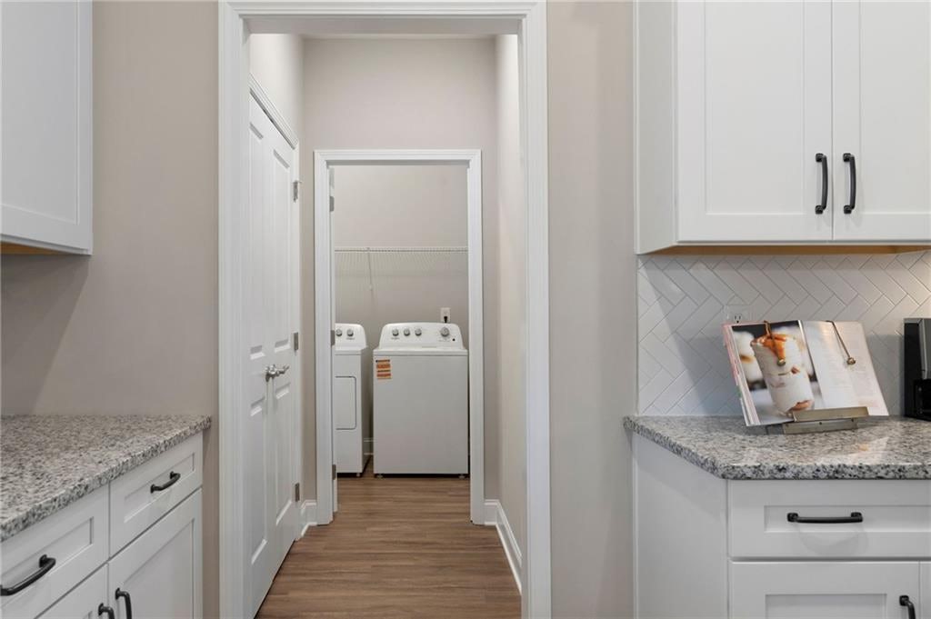 Image of Interior or Exterior of listing