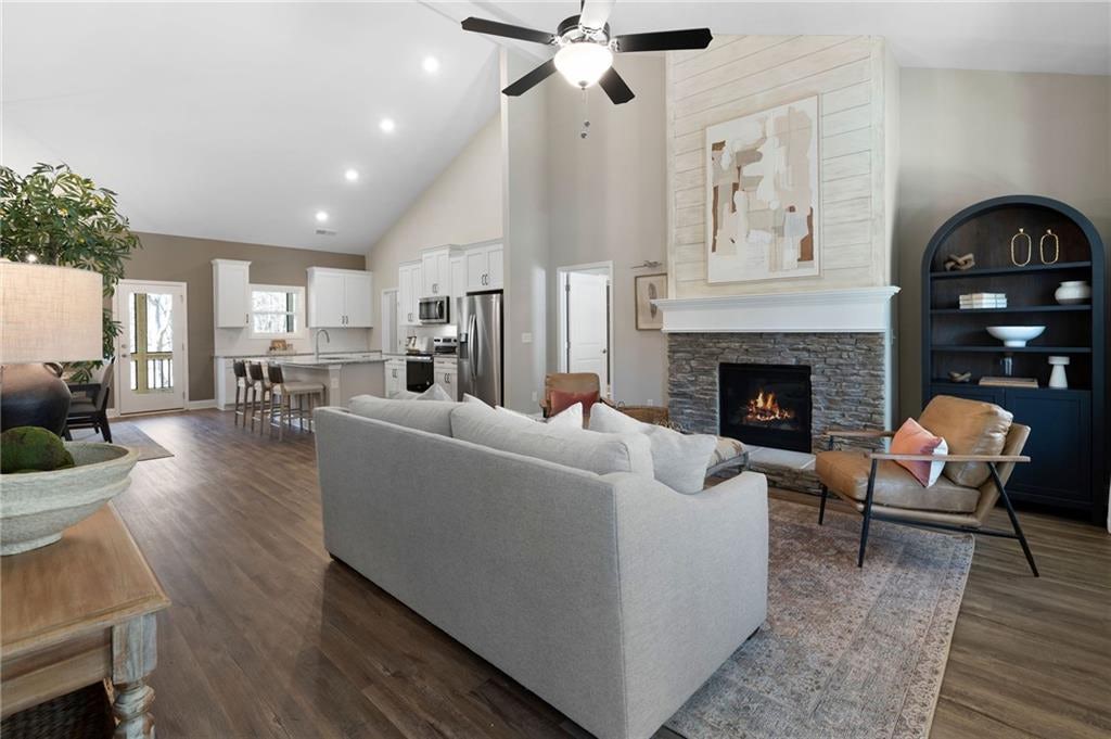 Image of Interior or Exterior of listing