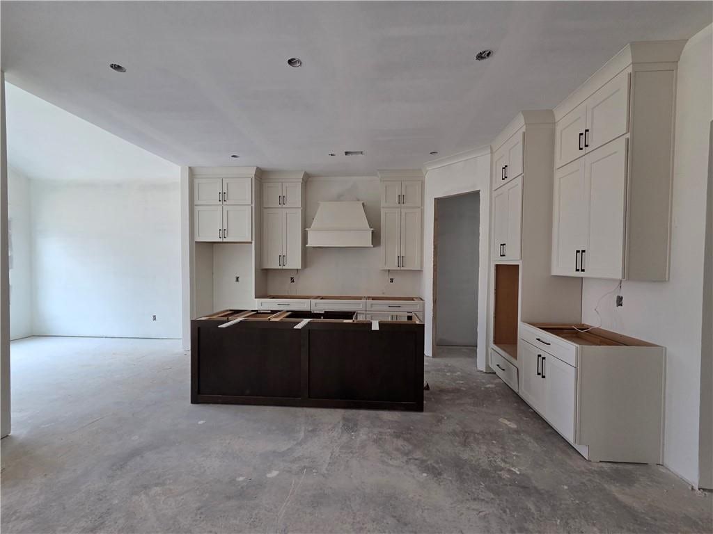 Image of Interior or Exterior of listing