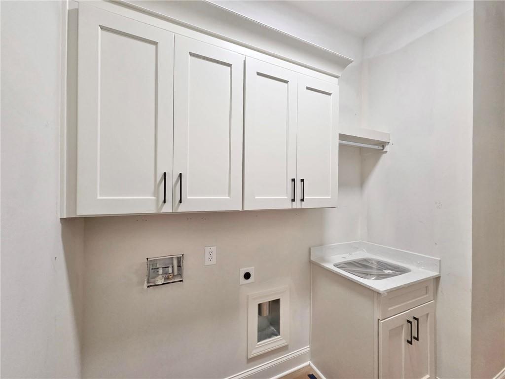 Image of Interior or Exterior of listing