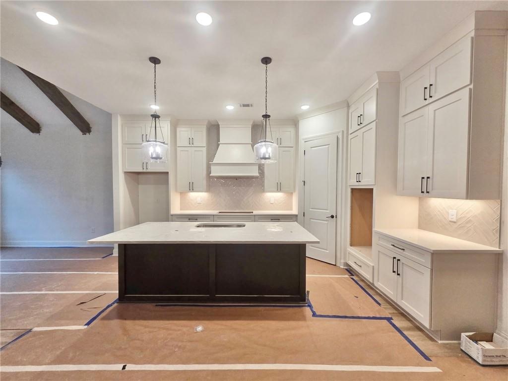 Image of Interior or Exterior of listing