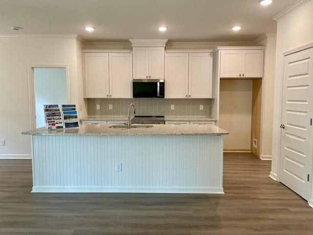 Image of Interior or Exterior of listing