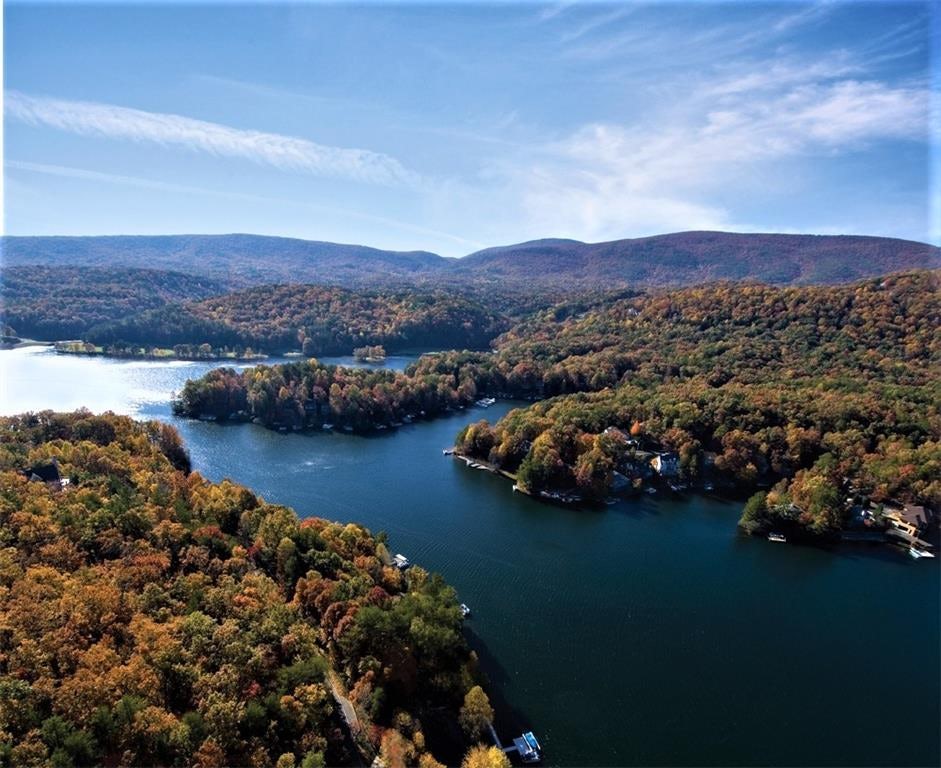 Image of Interior or Exterior of listing