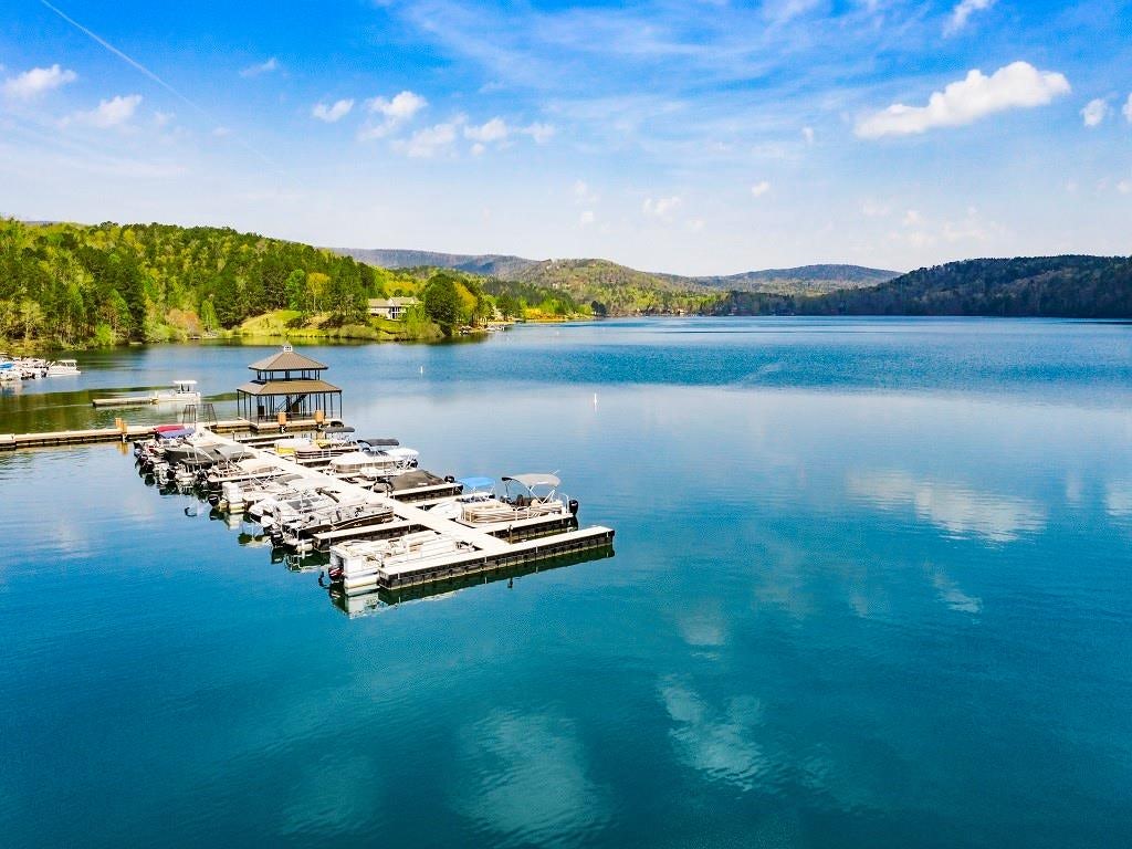 Image of Interior or Exterior of listing