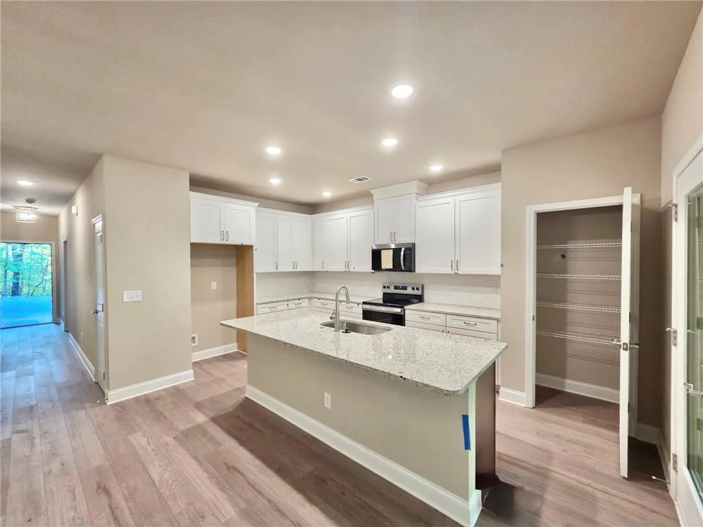 Image of Interior or Exterior of listing