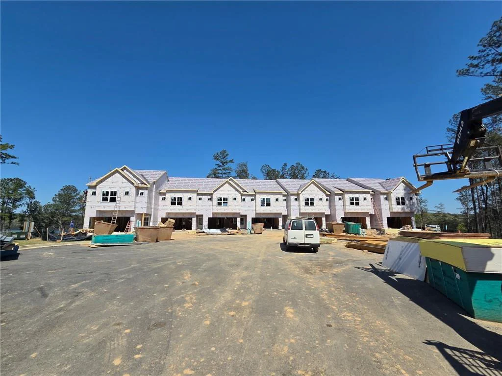 Image of Interior or Exterior of listing