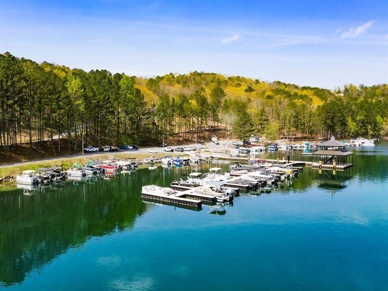 Image of Interior or Exterior of listing