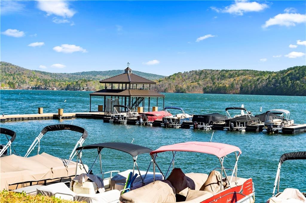 Image of Interior or Exterior of listing