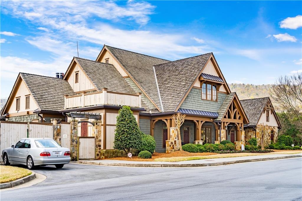 Image of Interior or Exterior of listing