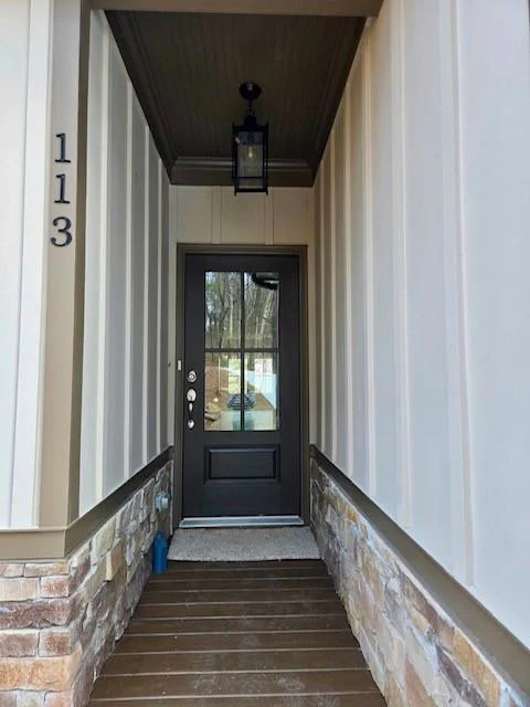 Image of Interior or Exterior of listing