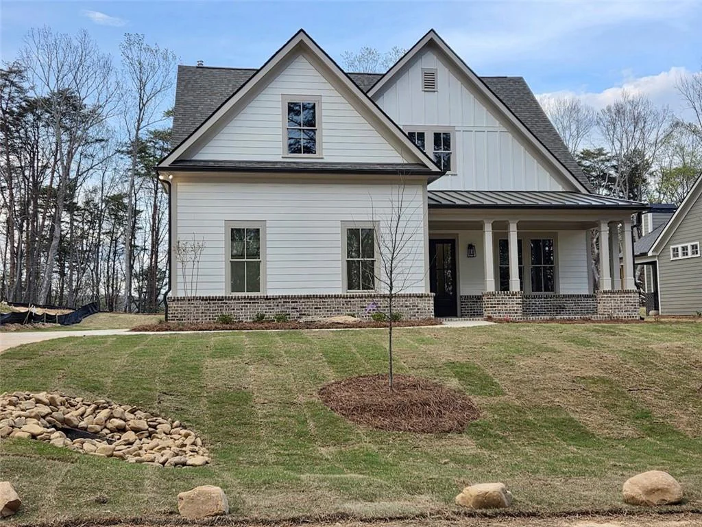 172 Cherokee Drive S