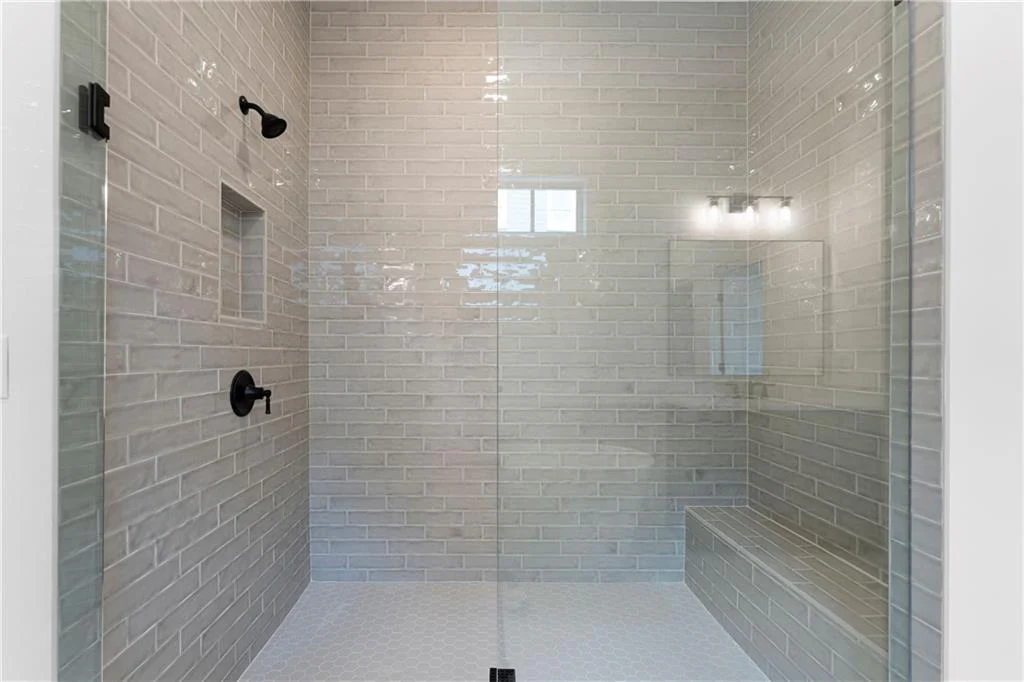 Image of Interior or Exterior of listing
