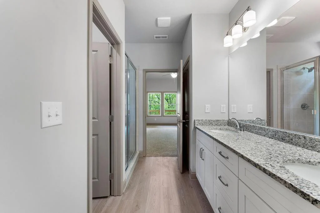 Image of Interior or Exterior of listing