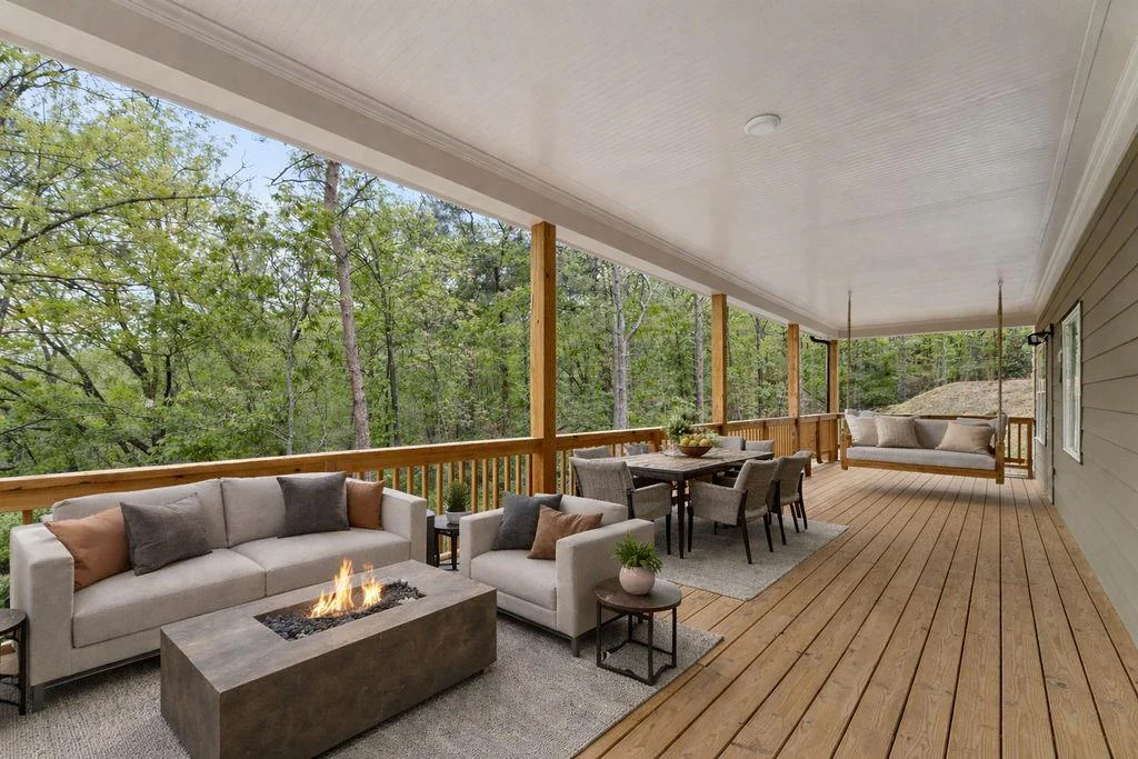 Image of Interior or Exterior of listing