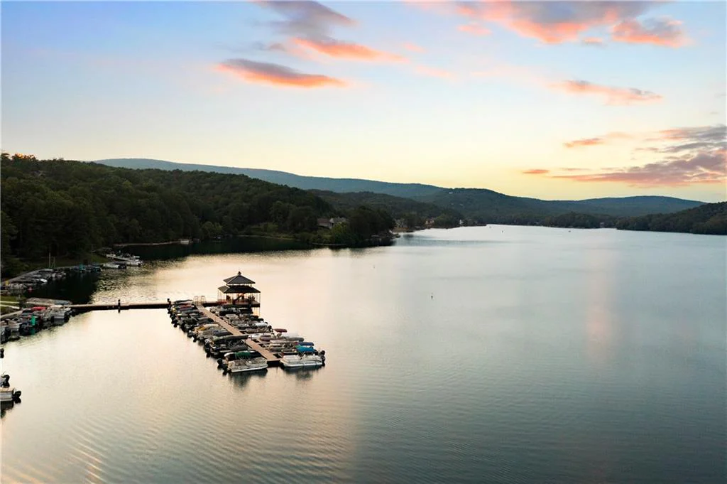 Image of Interior or Exterior of listing