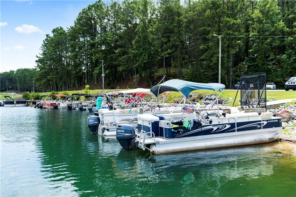 Image of Interior or Exterior of listing