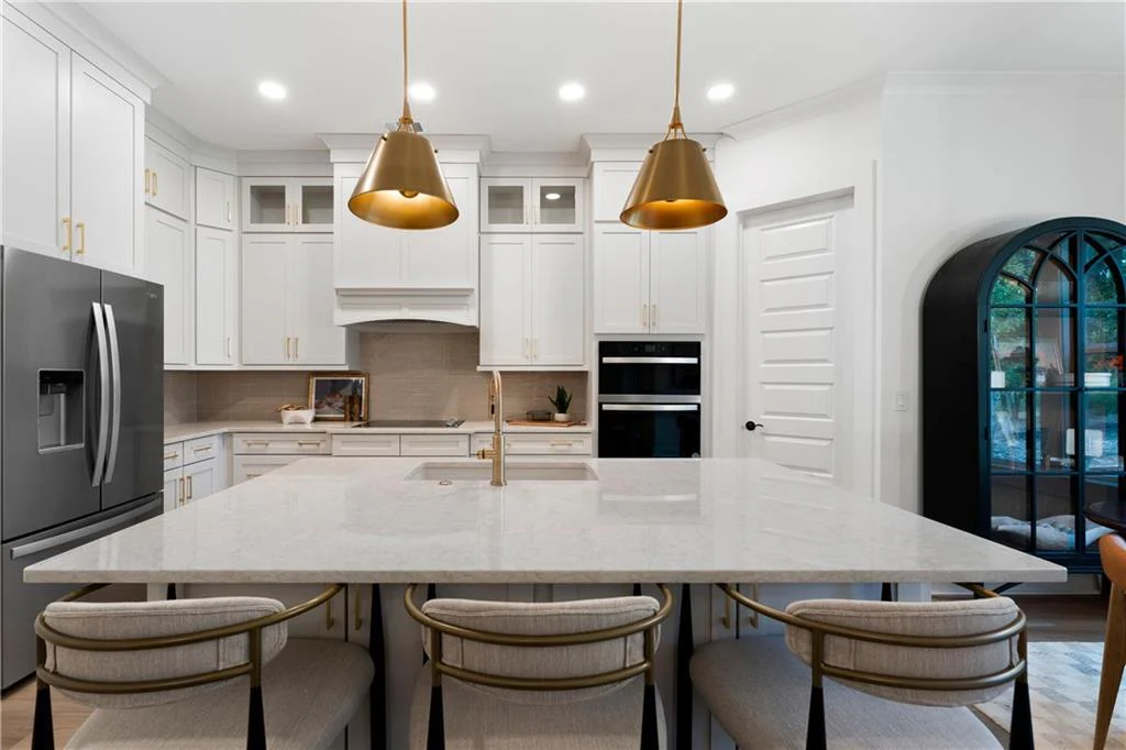 Image of Interior or Exterior of listing