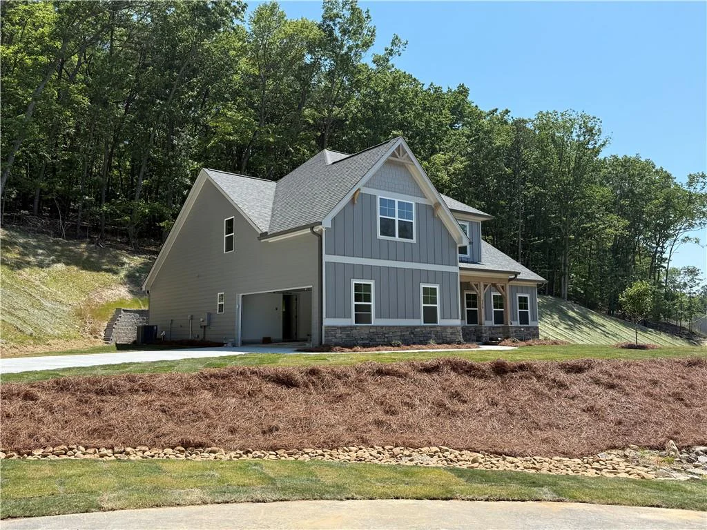 Image of Interior or Exterior of listing