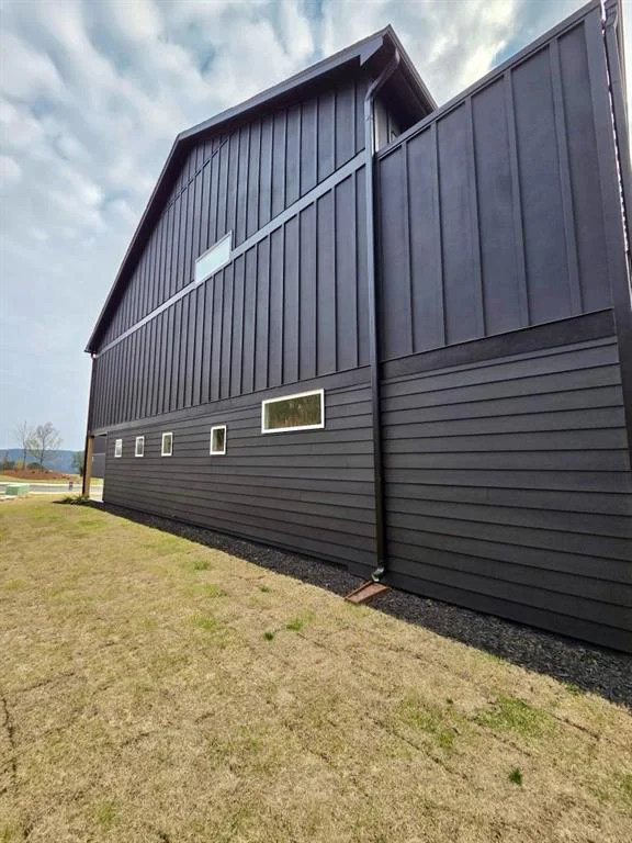 Image of Interior or Exterior of listing