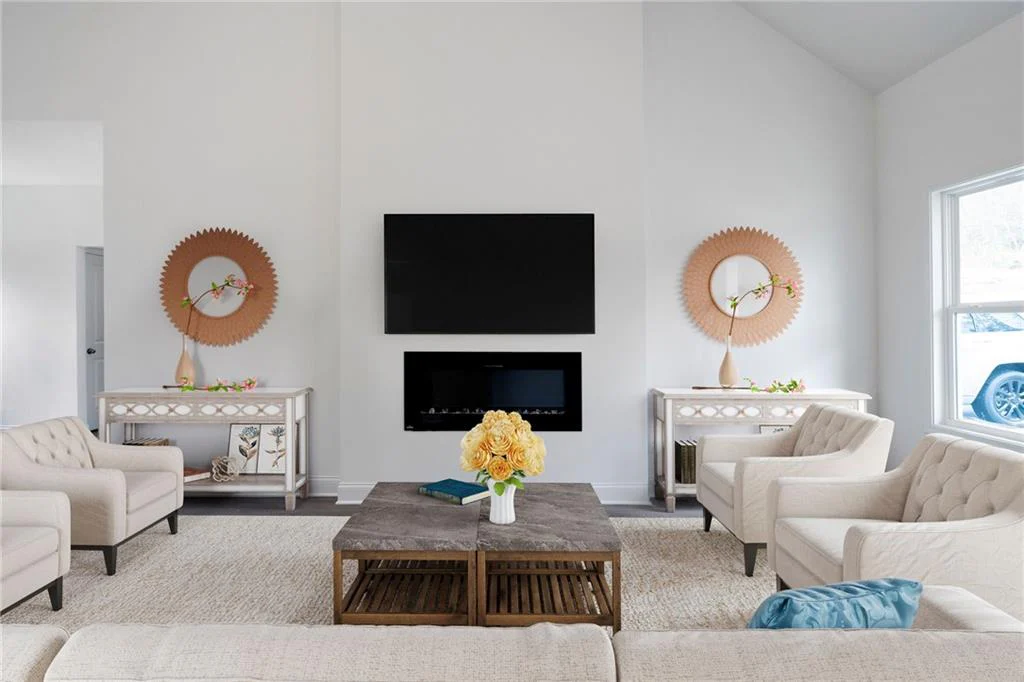 Image of Interior or Exterior of listing