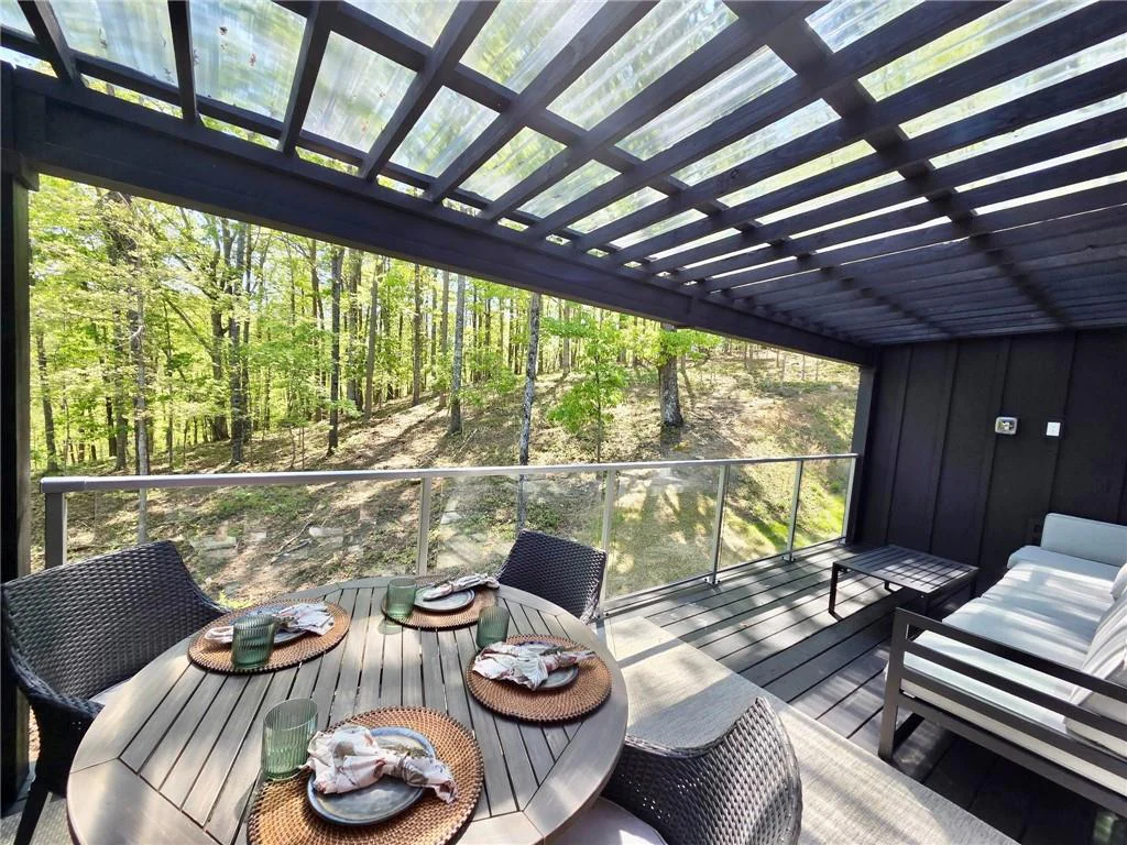 Image of Interior or Exterior of listing