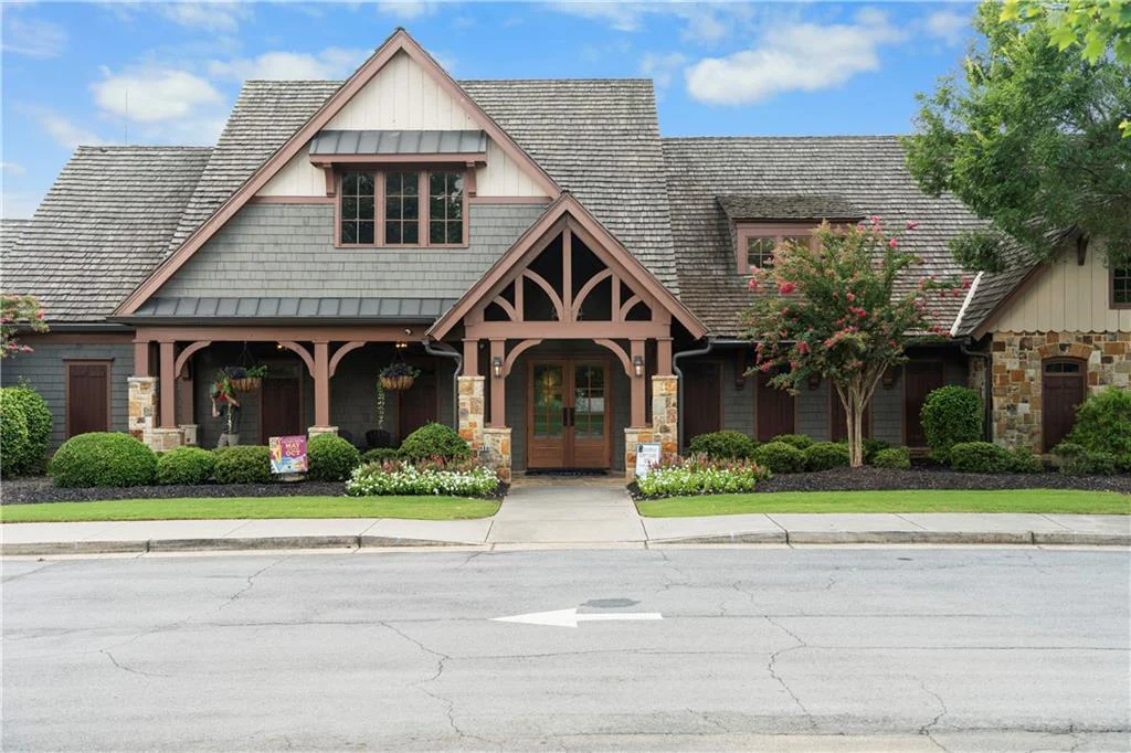 Image of Interior or Exterior of listing