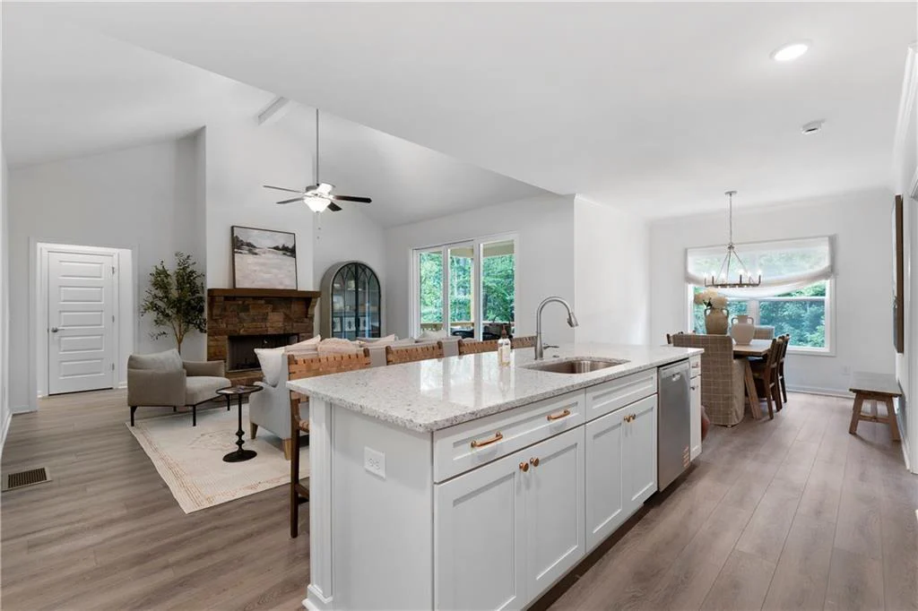 Image of Interior or Exterior of listing