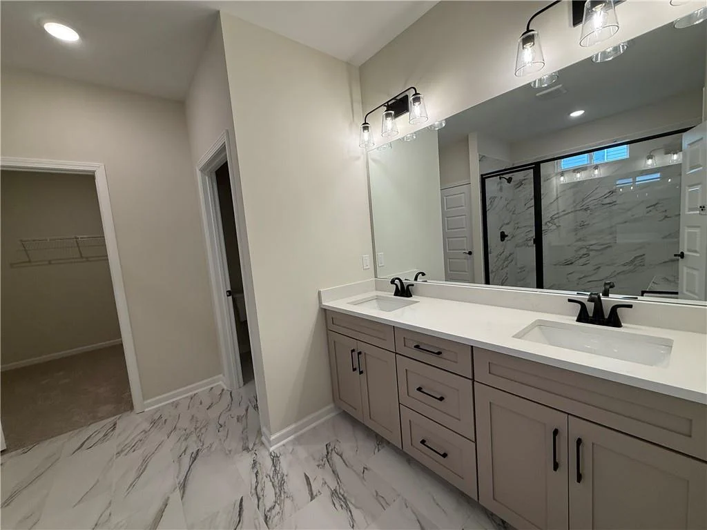 Image of Interior or Exterior of listing