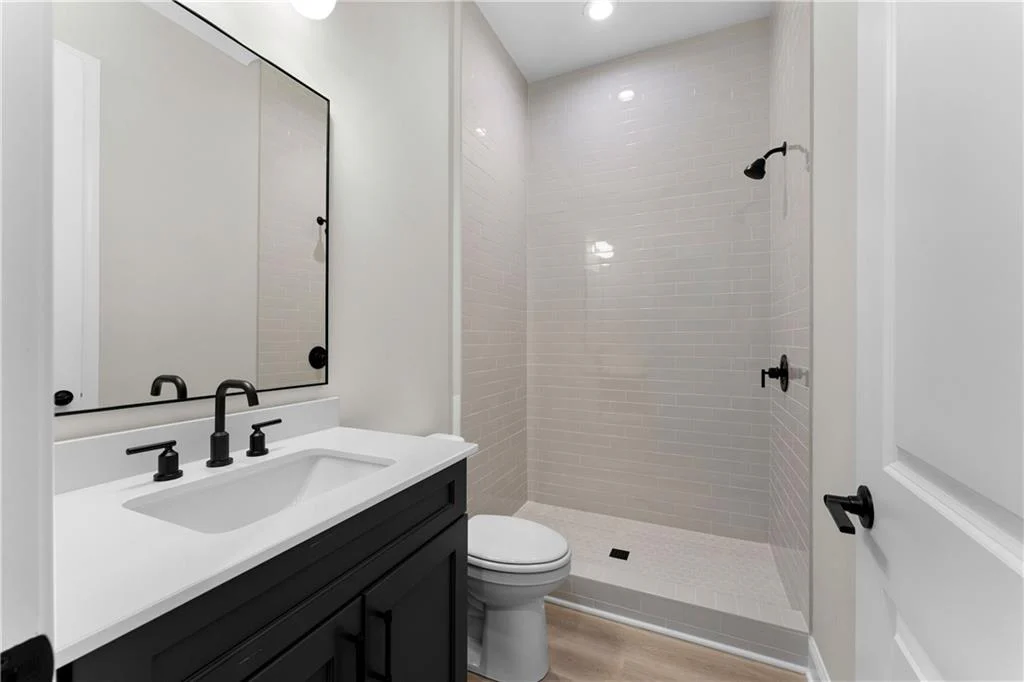 Image of Interior or Exterior of listing