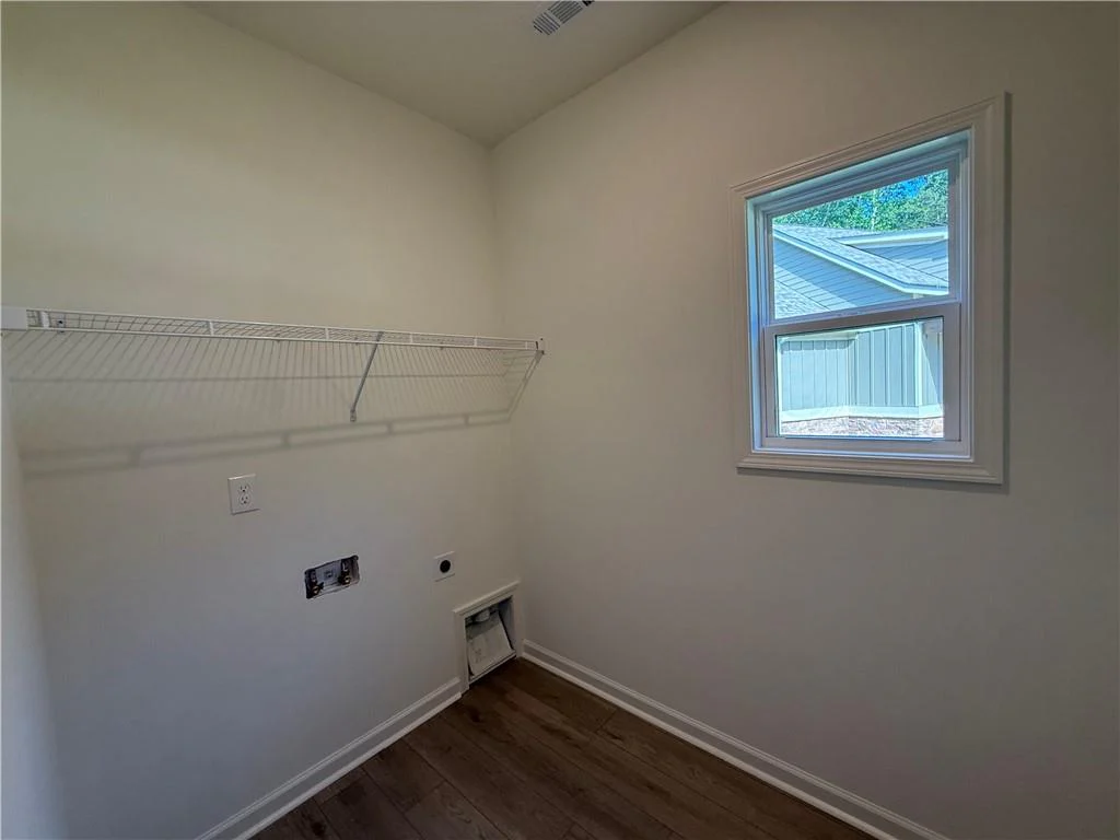 Image of Interior or Exterior of listing