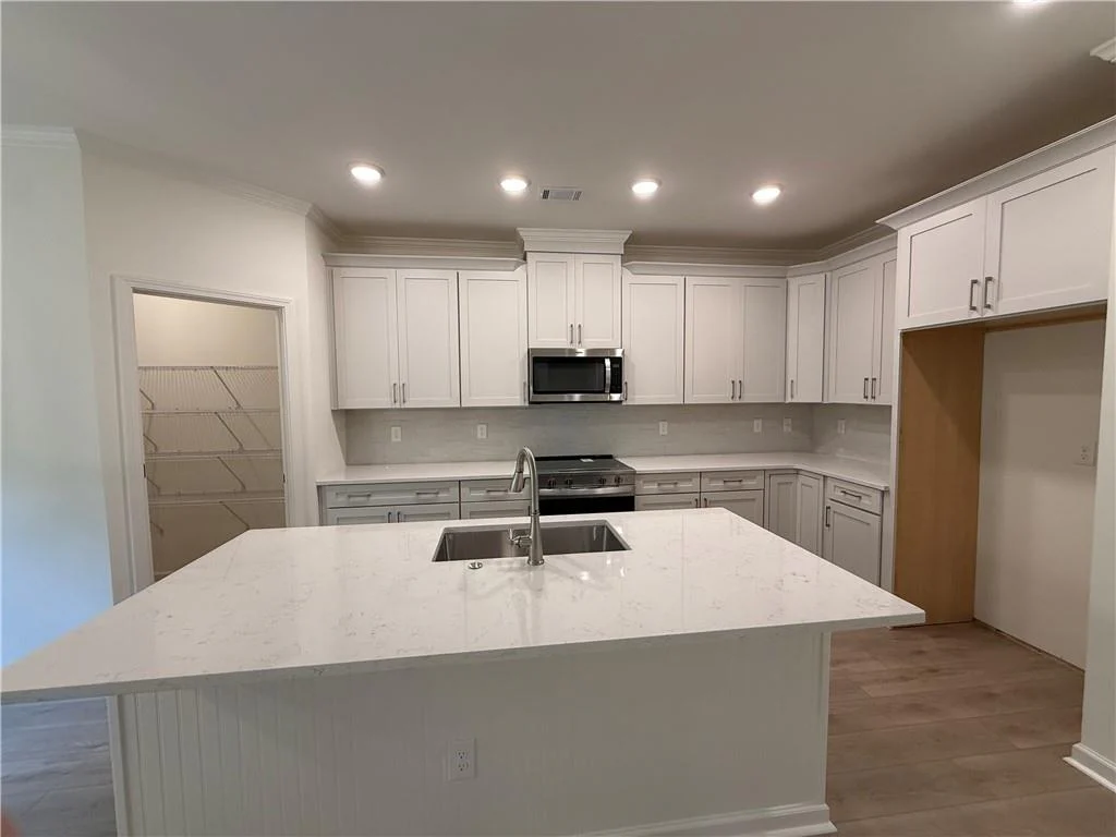 Image of Interior or Exterior of listing