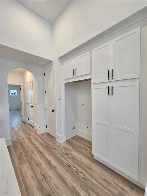 Image of Interior or Exterior of listing