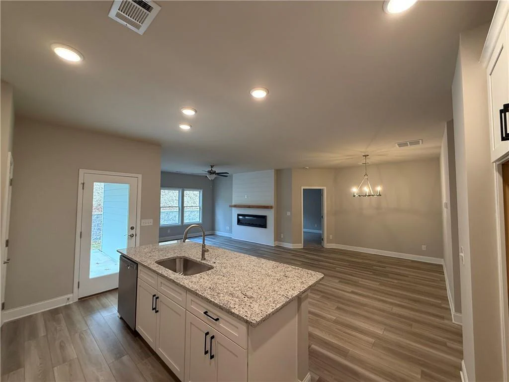 Image of Interior or Exterior of listing