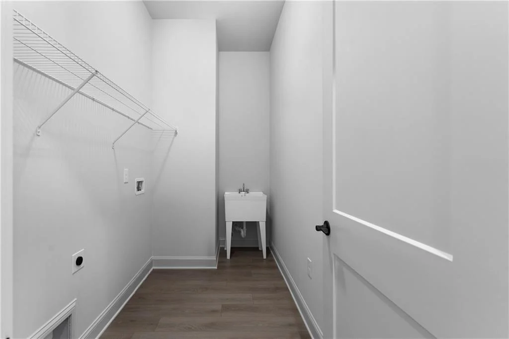 Image of Interior or Exterior of listing