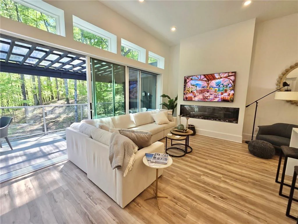 Image of Interior or Exterior of listing