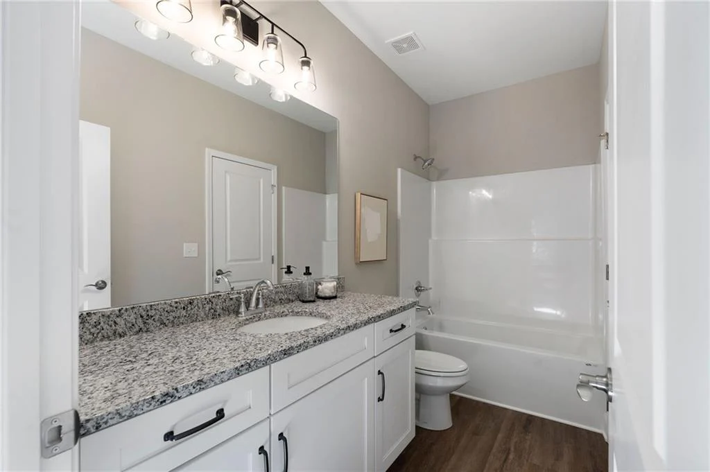 Image of Interior or Exterior of listing