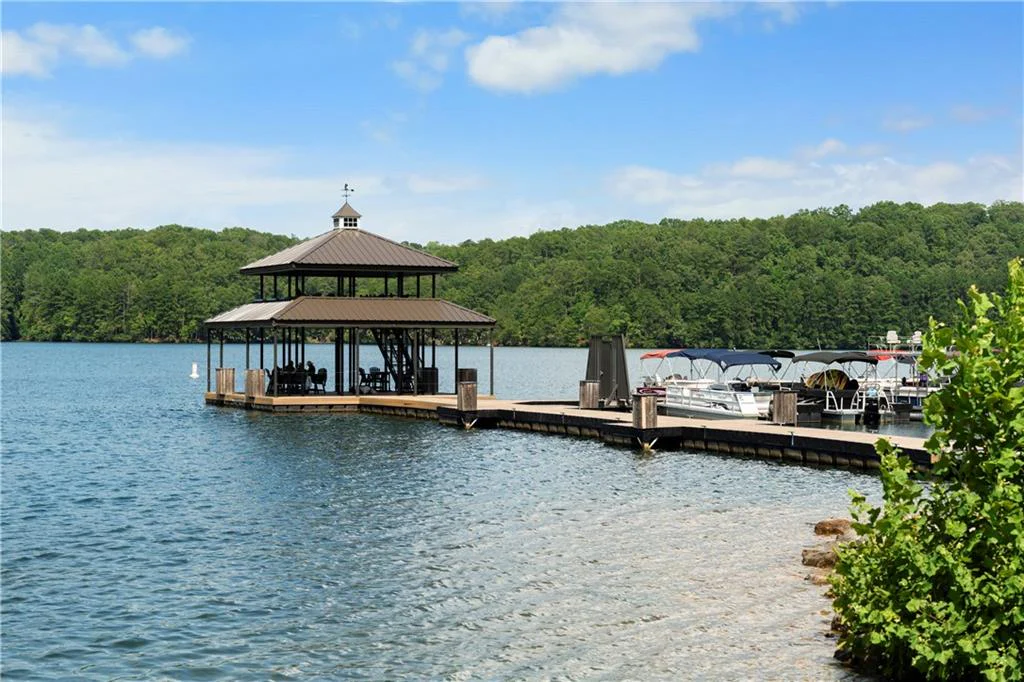 Image of Interior or Exterior of listing