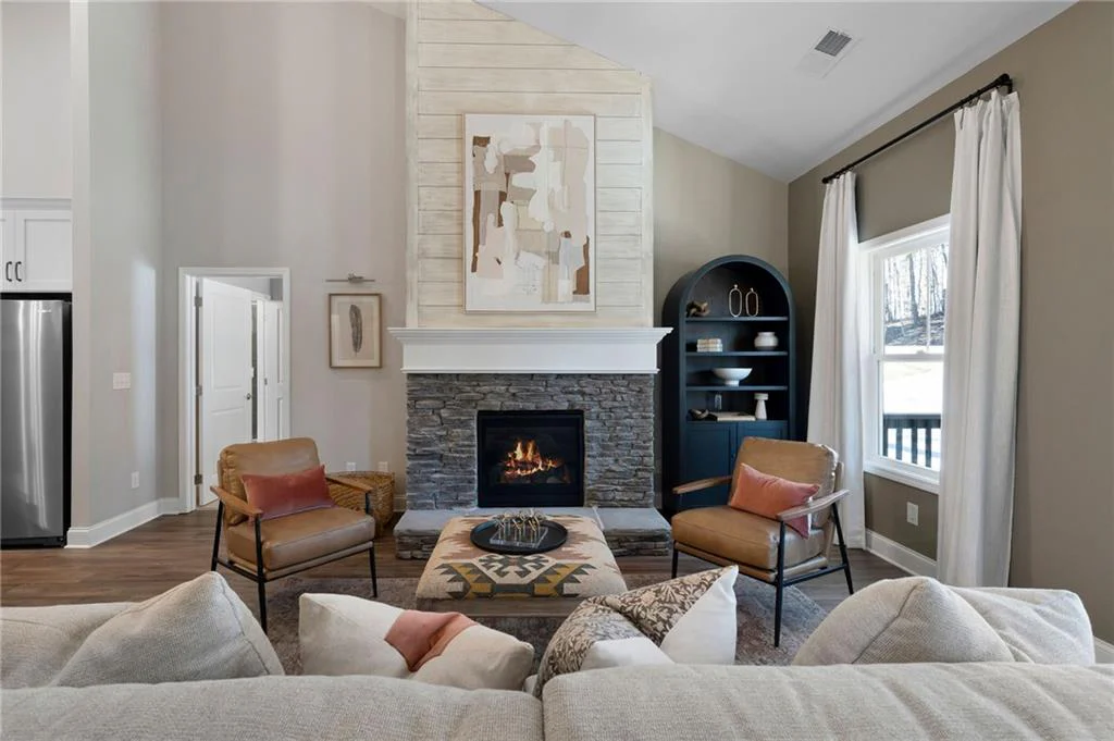 Image of Interior or Exterior of listing