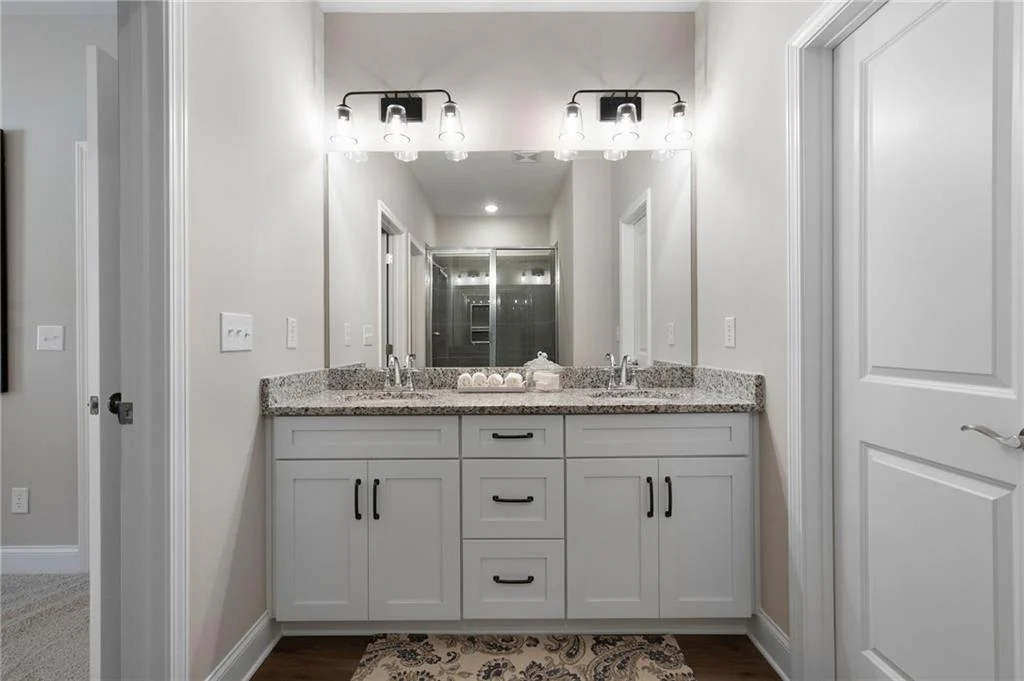 Image of Interior or Exterior of listing