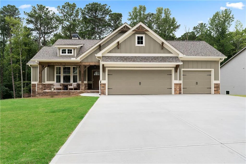 Image of Interior or Exterior of listing