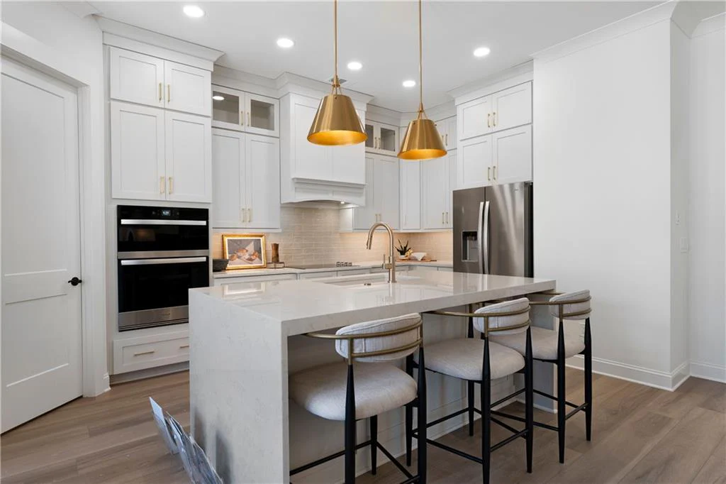 Image of Interior or Exterior of listing