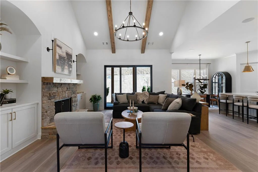 Image of Interior or Exterior of listing