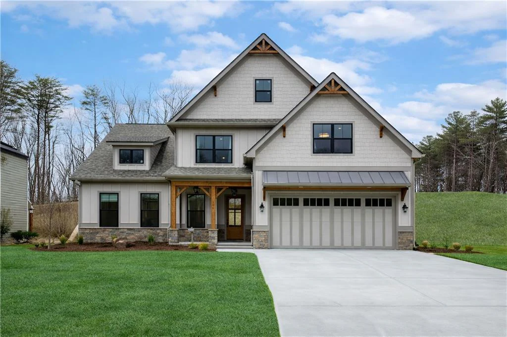 Image of Interior or Exterior of listing