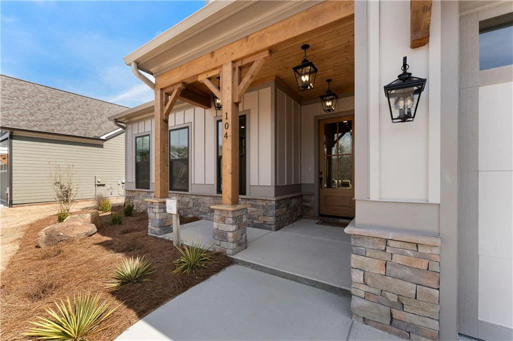 Image of Interior or Exterior of listing